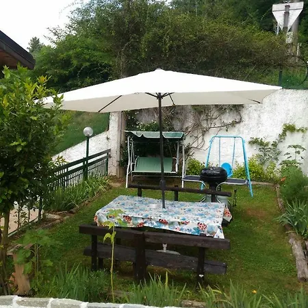 Casa Dirindo דירה